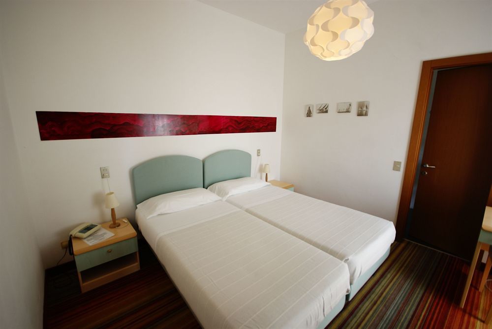 Hotel Peler Malcesine Bagian luar foto